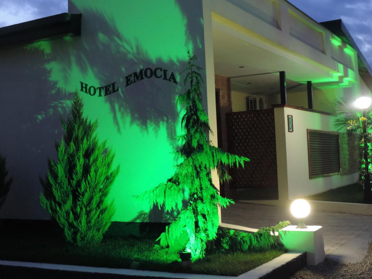 Hotel Emocia Natakhtari Εξωτερικό φωτογραφία