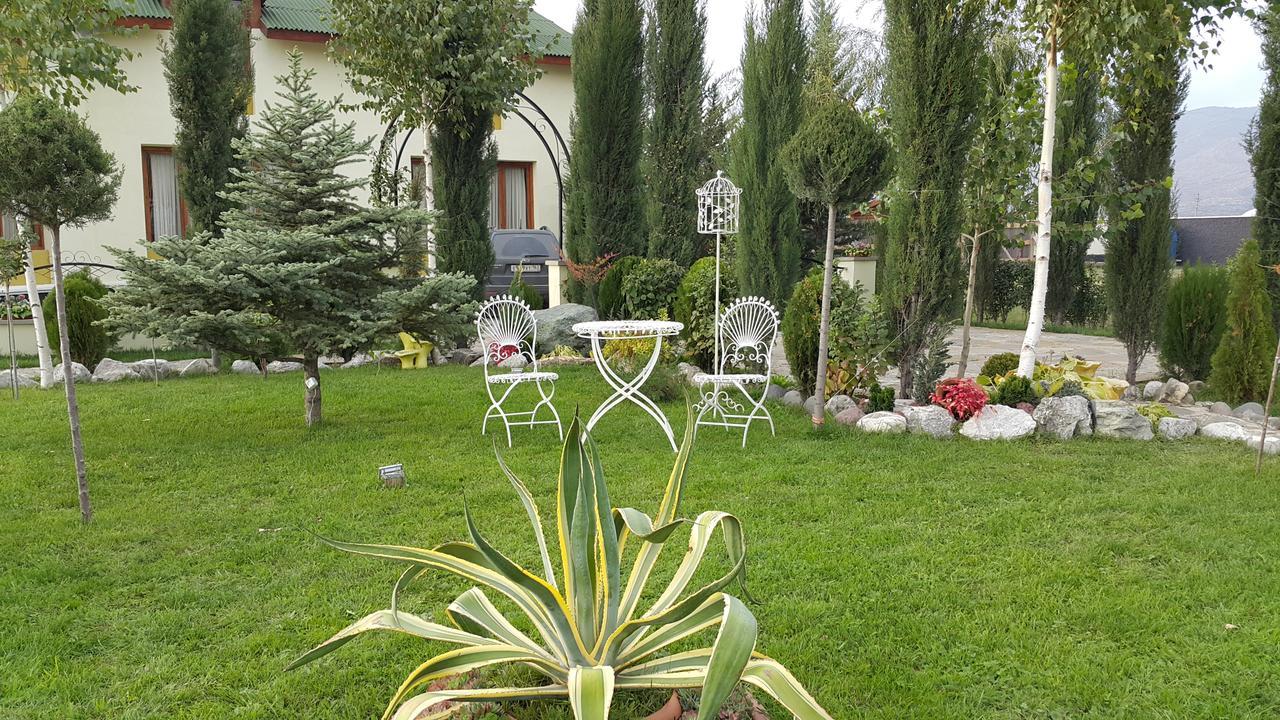 Hotel Emocia Natakhtari Εξωτερικό φωτογραφία